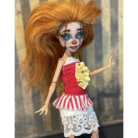 Custom OOAK Monster High Doll Cleo De Nile Circus Clown - Picture 6 of 10